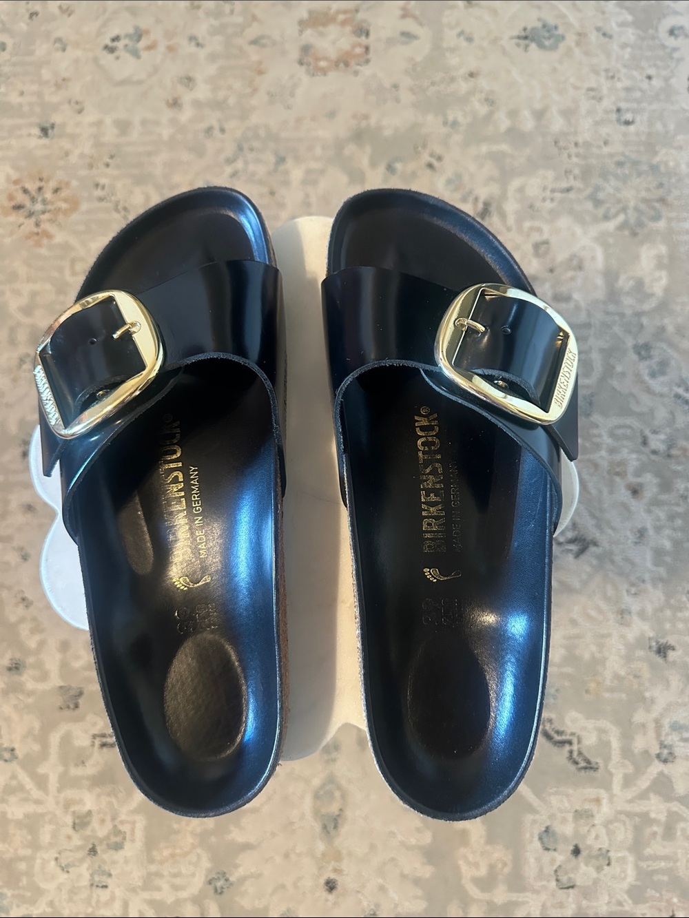 Birkenstock Madrid Big Buckle Black Patent Slide with Gold Buckle 39 EUC